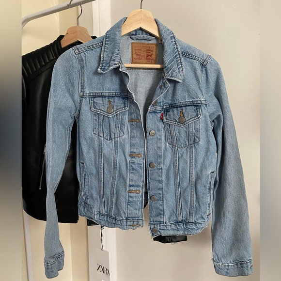 LEVI’S DENIM JACKET :D - Picture 2 of 13